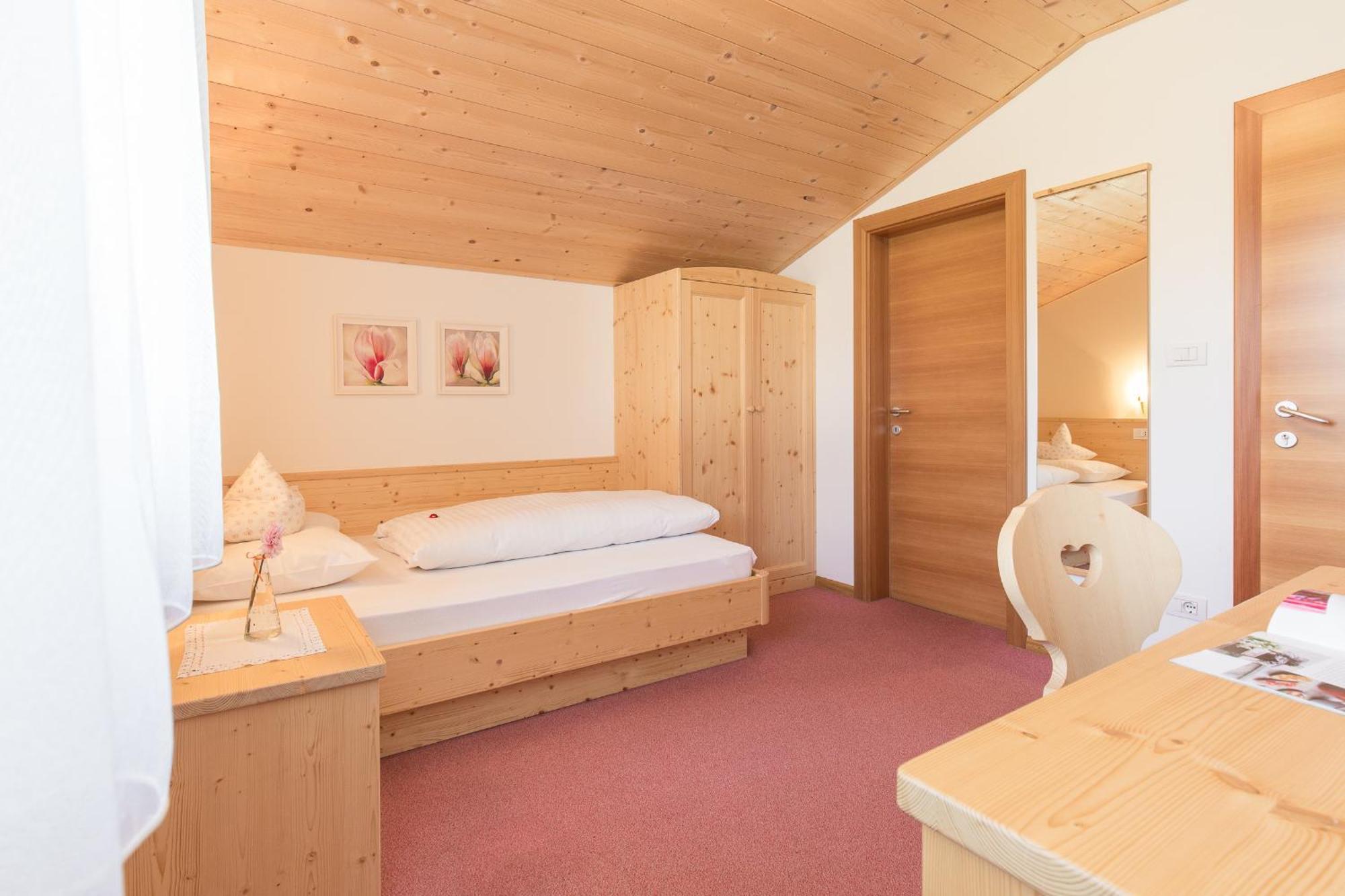 Tirolerhof Pension Natz-Schabs Номер фото